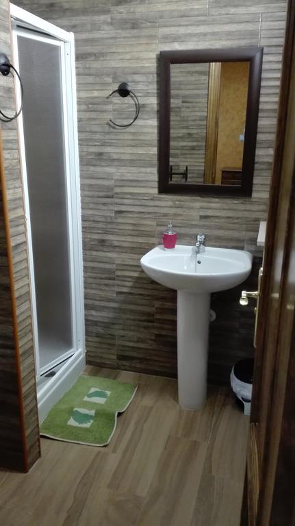 Hostal La Aldaba Hotel Montearagon Buitenkant foto